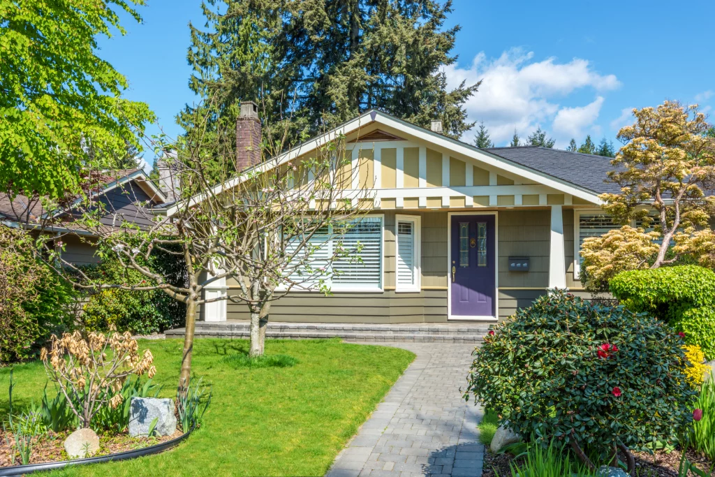 idée aménagement petit jardin devant maison